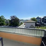 Sadebo Apartments Traveblick Mit Balkon - Parkplatz - 6 Gaeste