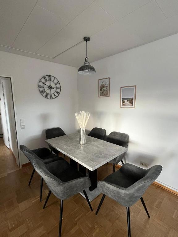 Sadebo Traveblick Mit Balkon - Parkplatz - 6 Gaste Lübeck