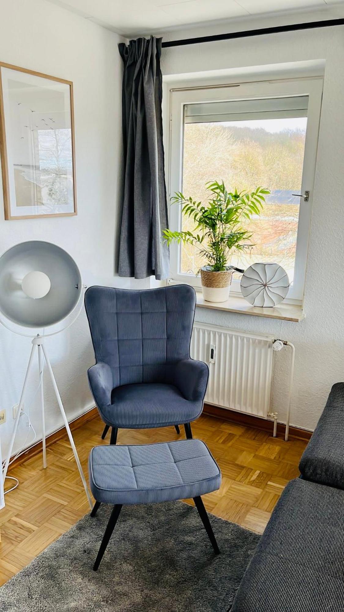 Apartment Sadebo Traveblick Mit Balkon - Parkplatz - 6 Gaste Lübeck